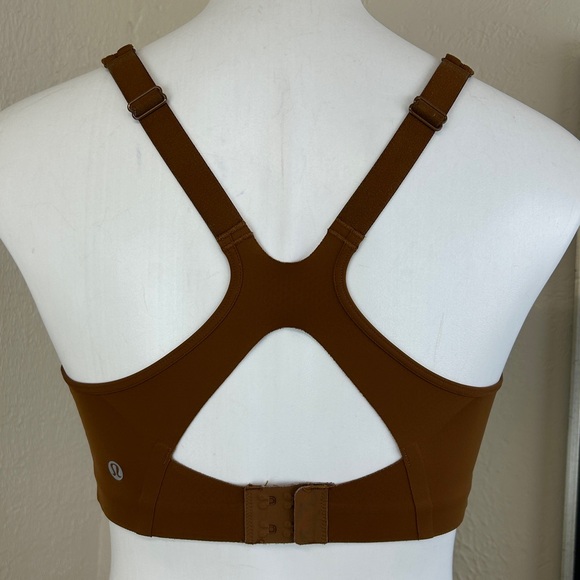 Lululemon Sports Bra All Powered Up 34D - Picture 4 of 5